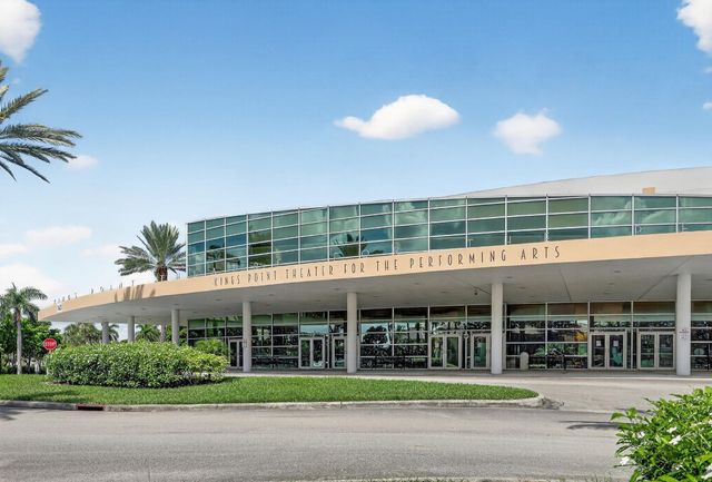 7711 Ashmont 215, Tamarac, FL 33321