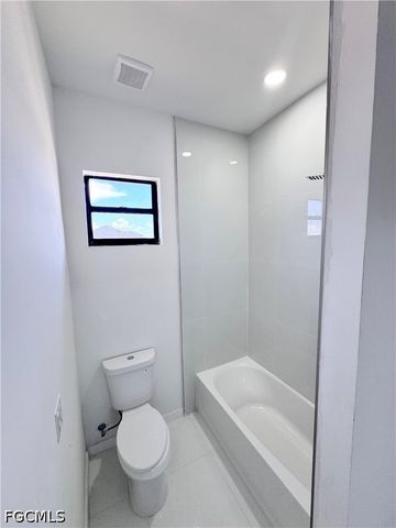 3032 NW 41st AVE, Cape Coral, FL 33993