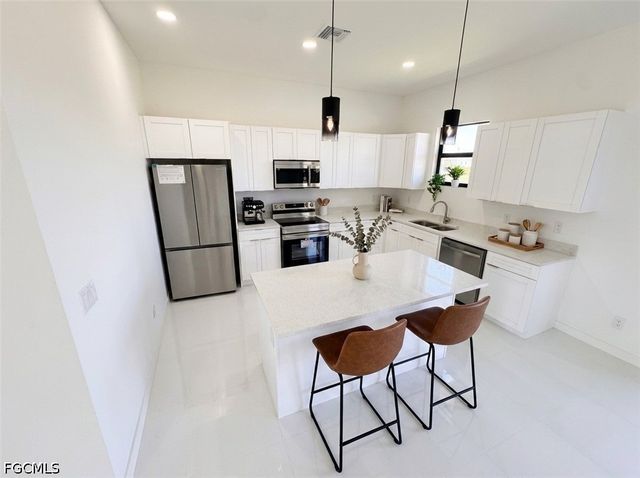 3032 NW 41st AVE, Cape Coral, FL 33993