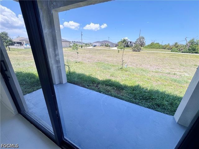 3032 NW 41st AVE, Cape Coral, FL 33993