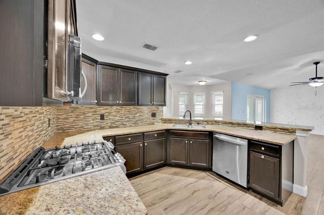 114 DOLCETTO DRIVE, Davenport, FL 33897