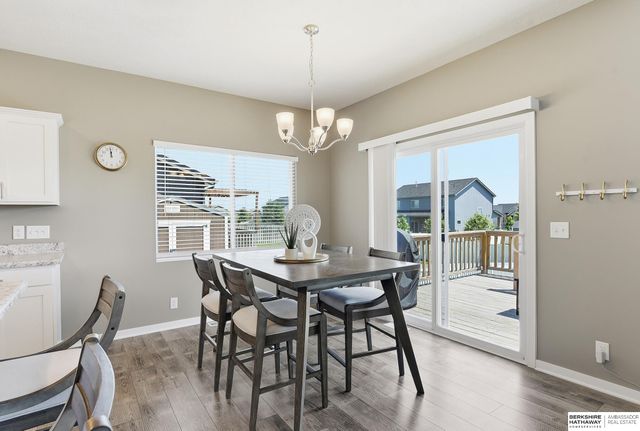 7165 N 167th Street, Bennington, NE 68007
