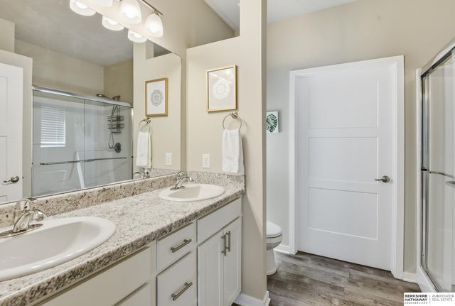 7165 N 167th Street, Bennington, NE 68007