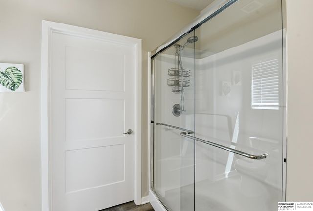7165 N 167th Street, Bennington, NE 68007