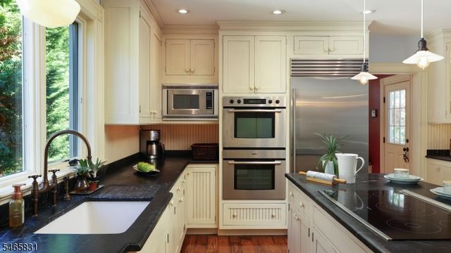 716 Willow St, Cranford Twp., NJ 07016