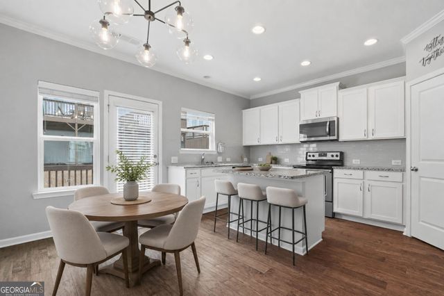 1708 Liberty Parkway NW, Atlanta, GA 30318