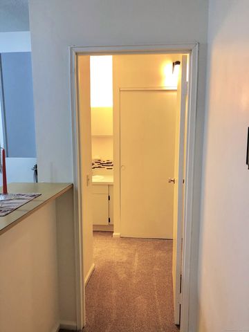 24 Prospect Street 39, Manchester, CT 06040