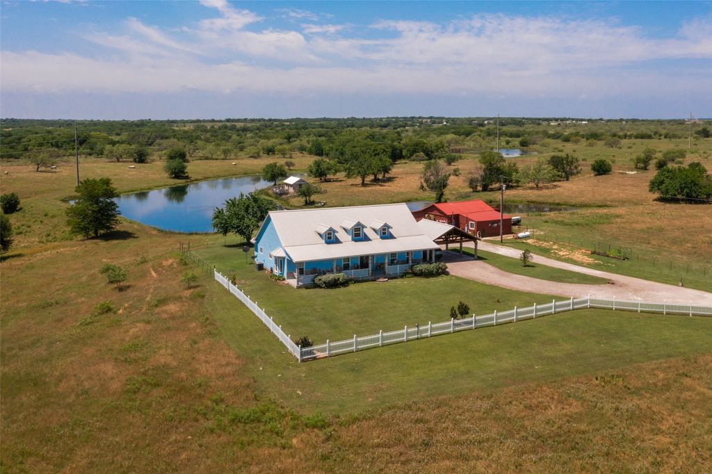 20716 TX-56, Southmayd, TX 76268