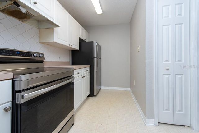 18001 RICHMOND PLACE DRIVE 1032, Tampa, FL 33647