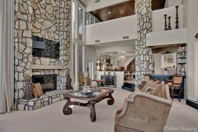 5705 Shoreline Drive, Shreveport, LA 71119