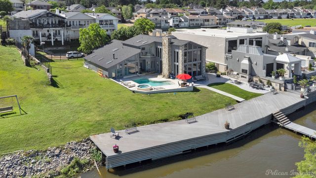 5705 Shoreline Drive, Shreveport, LA 71119