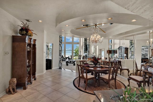 5705 Shoreline Drive, Shreveport, LA 71119