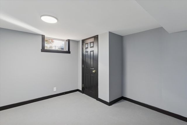 17641 Burnham Avenue, Lansing, IL 60438