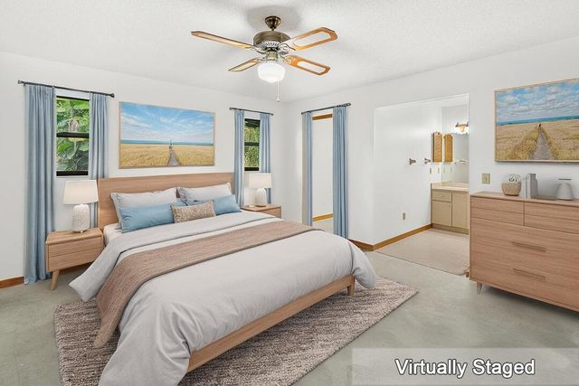 1090 SE Buttonwood Circle SE, Stuart, FL 34997