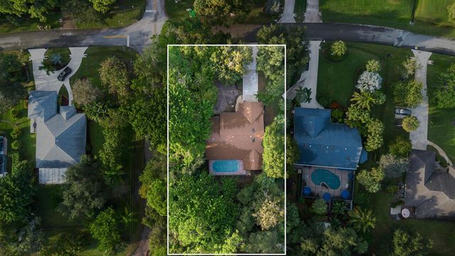 1090 SE Buttonwood Circle SE, Stuart, FL 34997