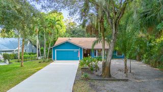 1090 SE Buttonwood Circle SE, Stuart, FL 34997
