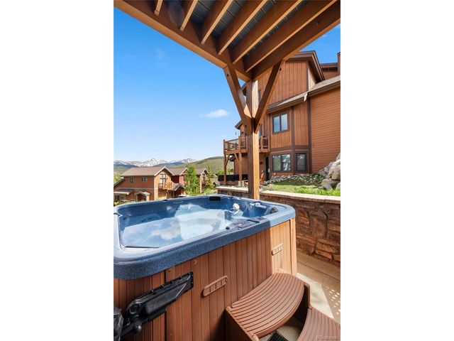 215 Bear Trail Ct, Winter Park, CO 80482