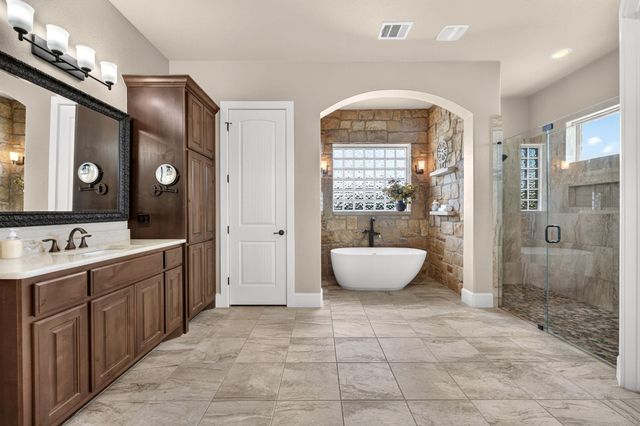 105 Coopers Hill RD, Georgetown, TX 78633