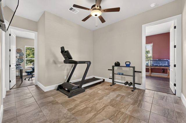 105 Coopers Hill RD, Georgetown, TX 78633