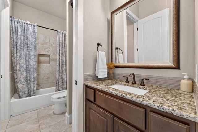 105 Coopers Hill RD, Georgetown, TX 78633