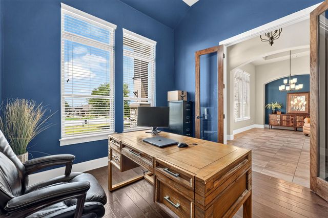 105 Coopers Hill RD, Georgetown, TX 78633