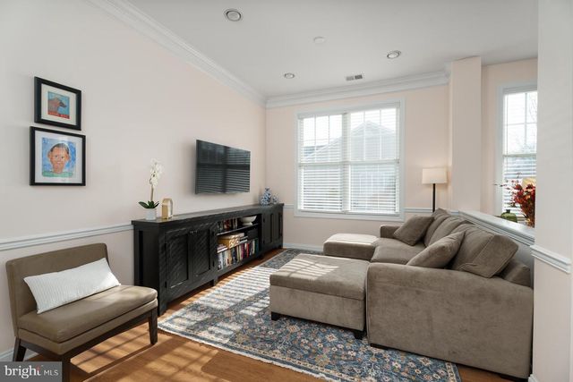 10 LIEDTKE DR, Cranbury, NJ 08512