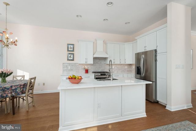 10 LIEDTKE DR, Cranbury, NJ 08512