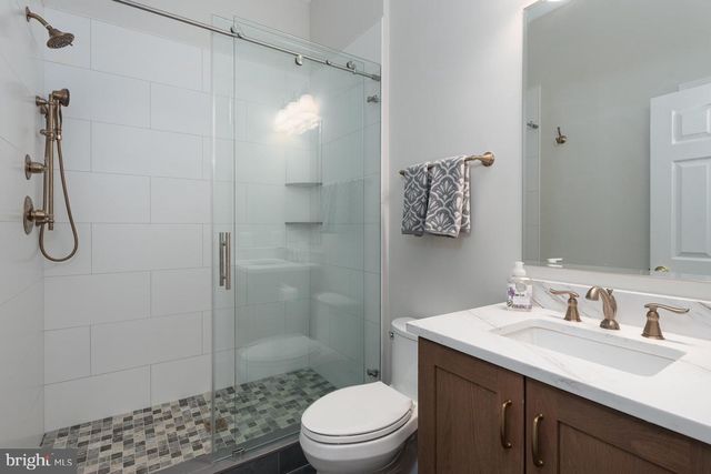 10 LIEDTKE DR, Cranbury, NJ 08512