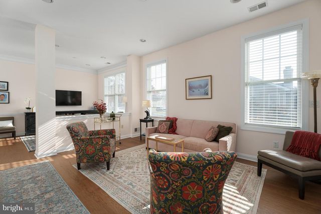 10 LIEDTKE DR, Cranbury, NJ 08512