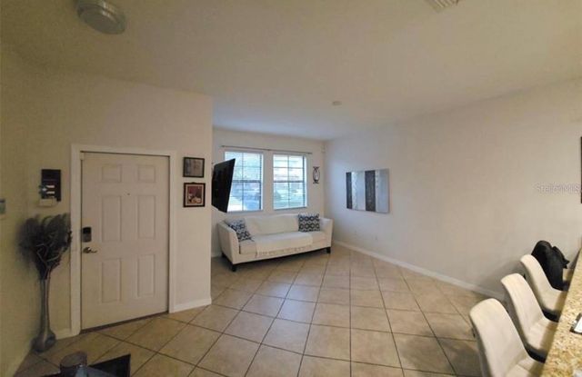 4393 FENNWOOD CT, Wesley Chapel, FL 33543