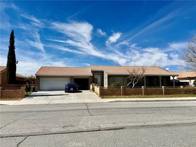 12966 Sundown, Victorville, CA 92392