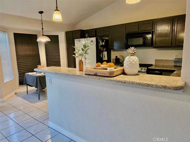 12966 Sundown, Victorville, CA 92392