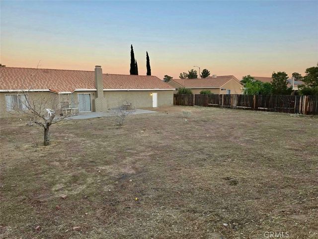 12966 Sundown, Victorville, CA 92392