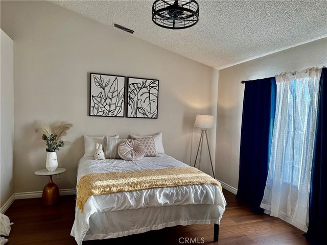 12966 Sundown, Victorville, CA 92392