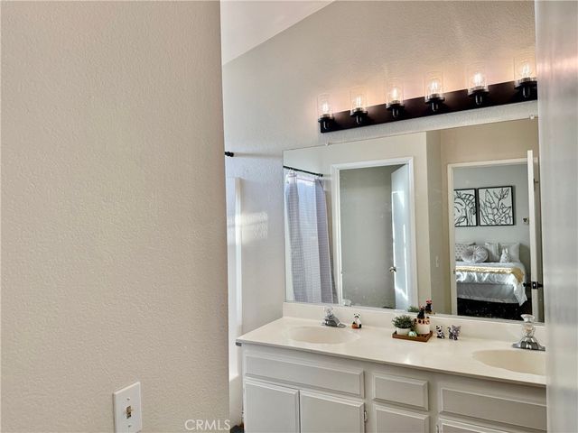 12966 Sundown, Victorville, CA 92392