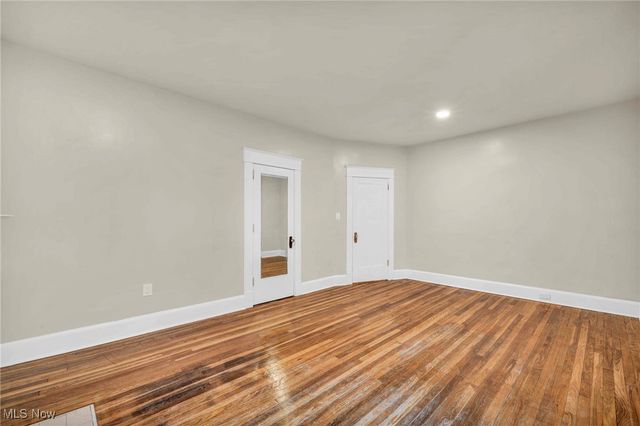 13464 Clifton Boulevard, Lakewood, OH 44107