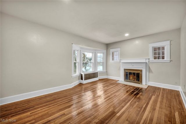 13464 Clifton Boulevard, Lakewood, OH 44107