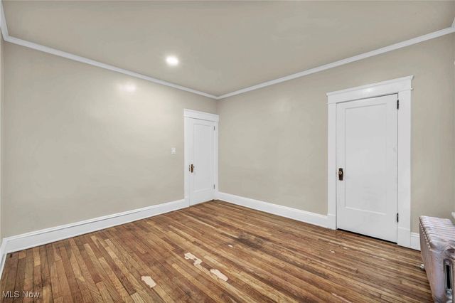 13464 Clifton Boulevard, Lakewood, OH 44107