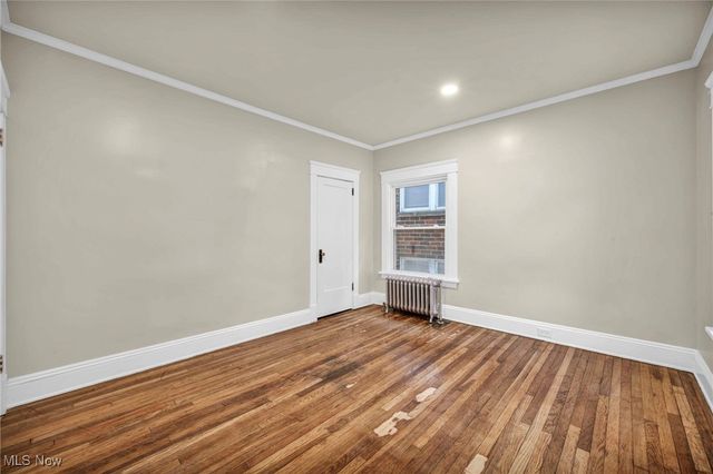 13464 Clifton Boulevard, Lakewood, OH 44107