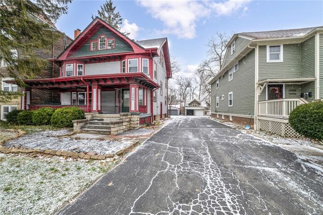 13464 Clifton Boulevard, Lakewood, OH 44107