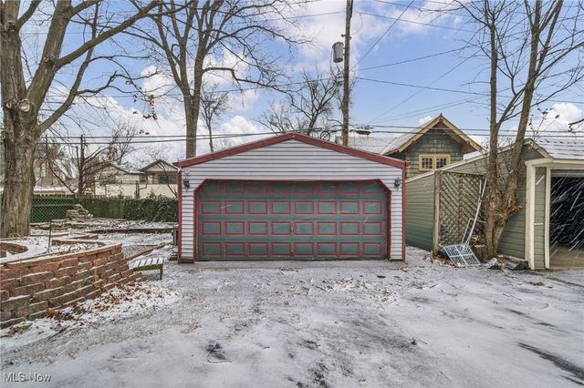 13464 Clifton Boulevard, Lakewood, OH 44107