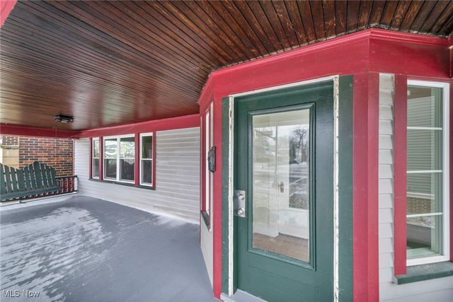 13464 Clifton Boulevard, Lakewood, OH 44107