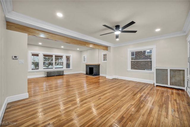 13464 Clifton Boulevard, Lakewood, OH 44107