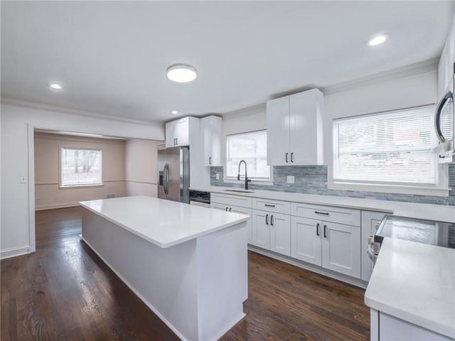 1652 Brewer Boulevard, Atlanta, GA 30310