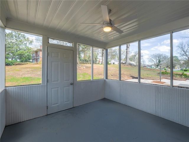 1652 Brewer Boulevard, Atlanta, GA 30310