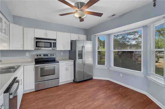 680 Biltmore DR, Virginia Beach, VA 23454