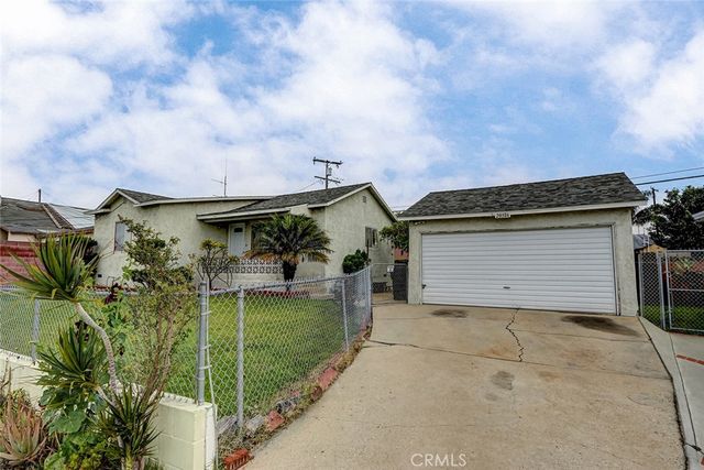 20526 Kenwood, Torrance, CA 90502