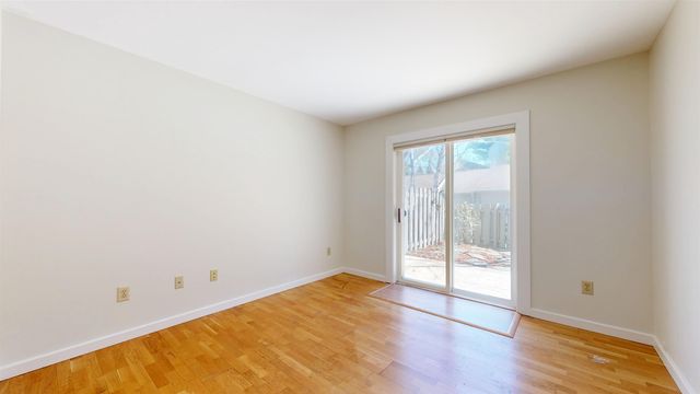 504 South Beach Road, South Burlington, VT 05403