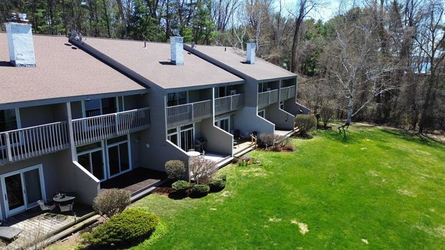 504 South Beach Road, South Burlington, VT 05403