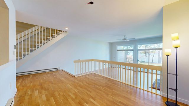504 South Beach Road, South Burlington, VT 05403